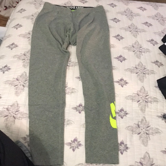 Nike Pants - Nike Just Do It leggings